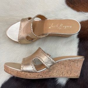 JACK ROGERS Sloane Mid Wedge (Platinum/Platinum)